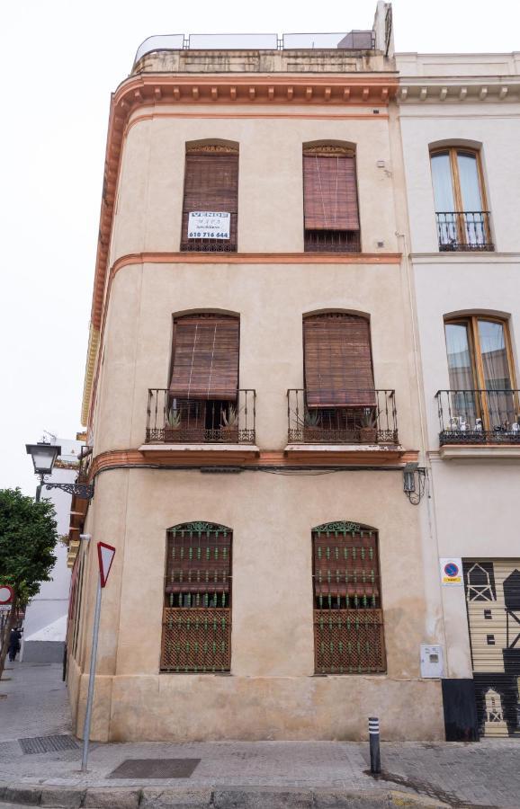 Alameda Rooms Sevilla Bagian luar foto