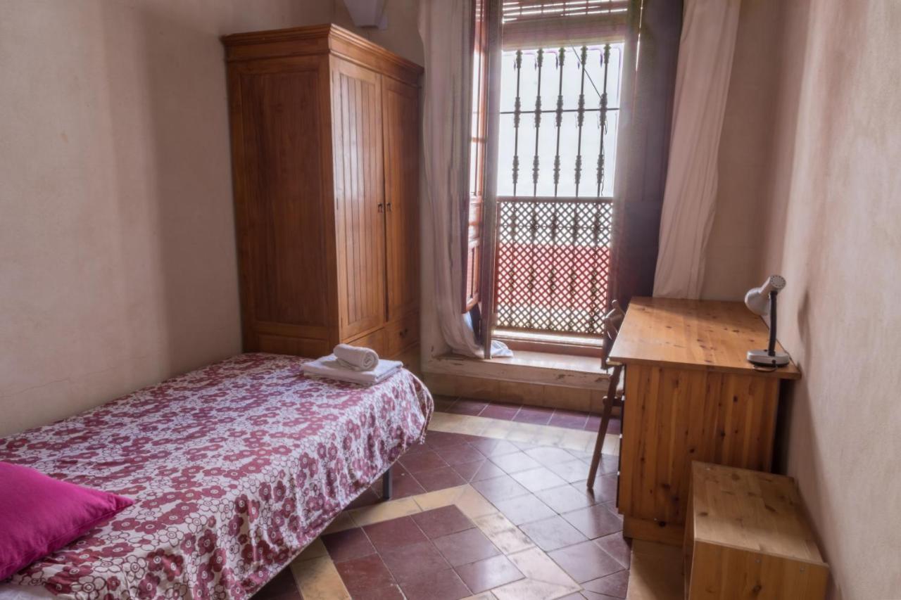 Alameda Rooms Sevilla Bagian luar foto