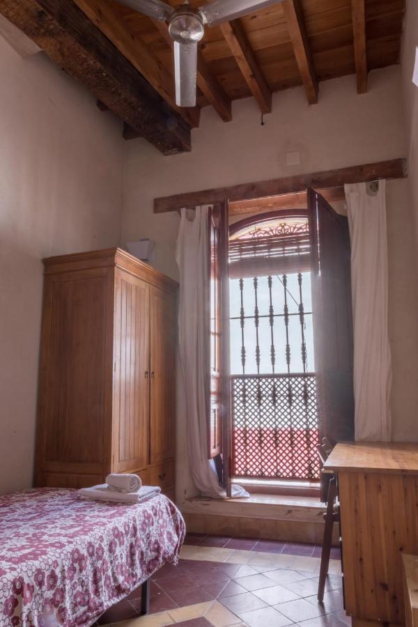 Alameda Rooms Sevilla Bagian luar foto